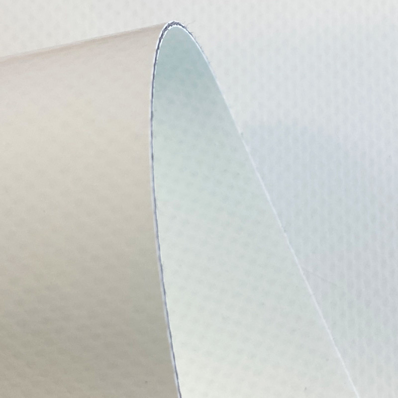 Pourquoi le tissu de tente occultant est-il très efficace pour contrôler et protéger la lumière ?